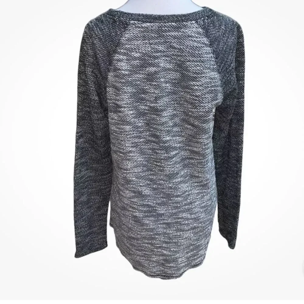 Calvin Klein Performance Women's Knit Sweater Size Large Gray Side Slits - Picture 2 of 3